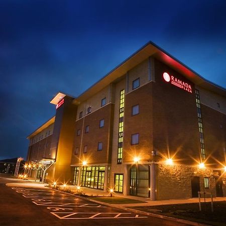 Hotel Ramada Plaza Wrexham Exterior foto