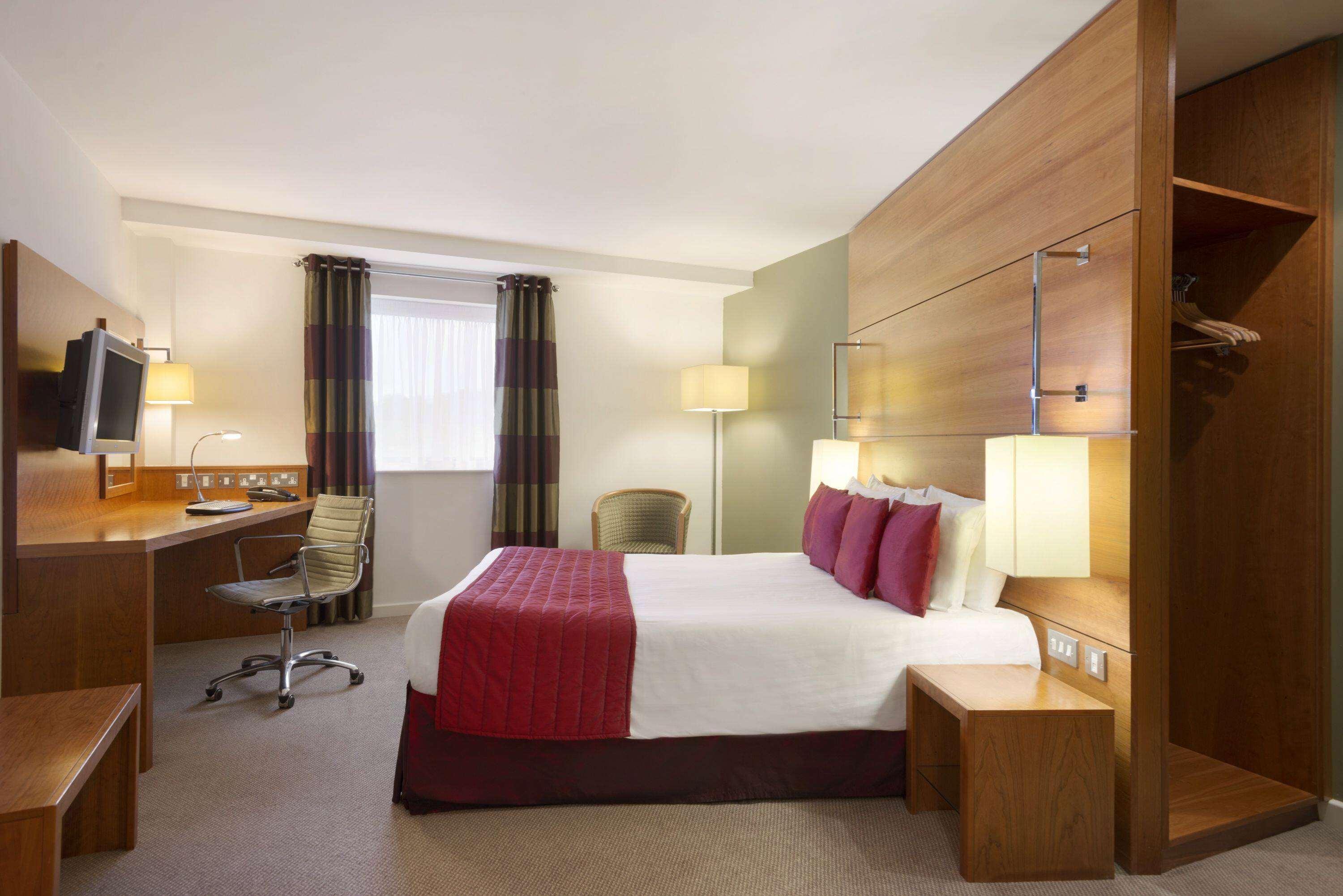 Hotel Ramada Plaza Wrexham Exterior foto