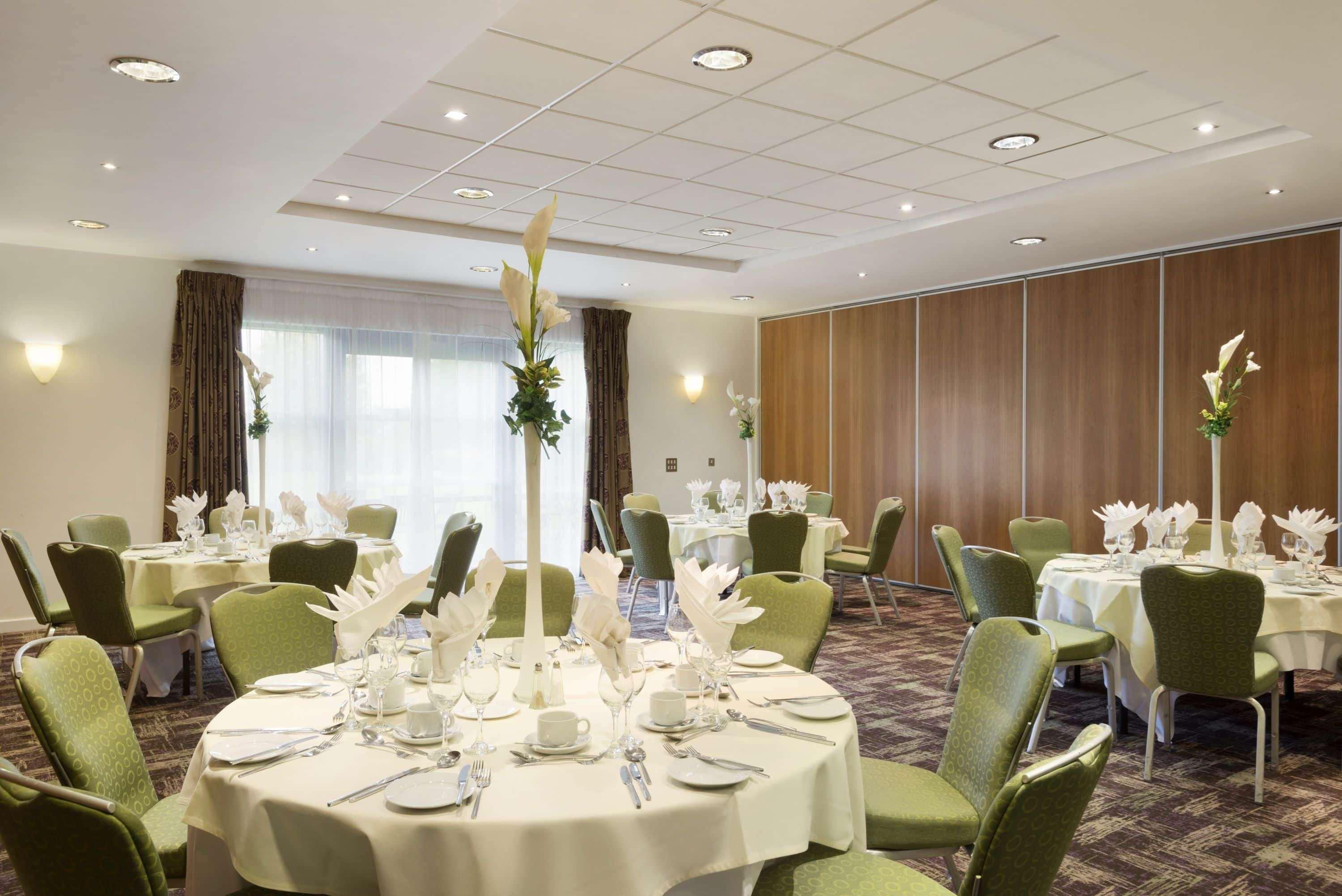 Hotel Ramada Plaza Wrexham Exterior foto