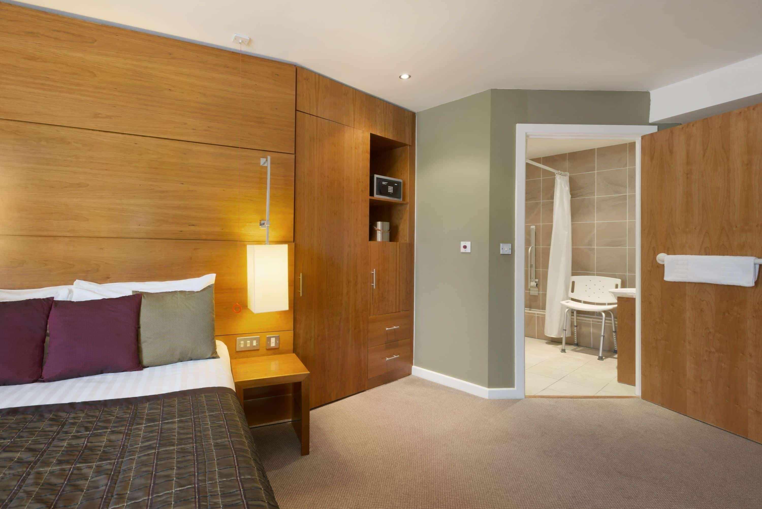 Hotel Ramada Plaza Wrexham Exterior foto