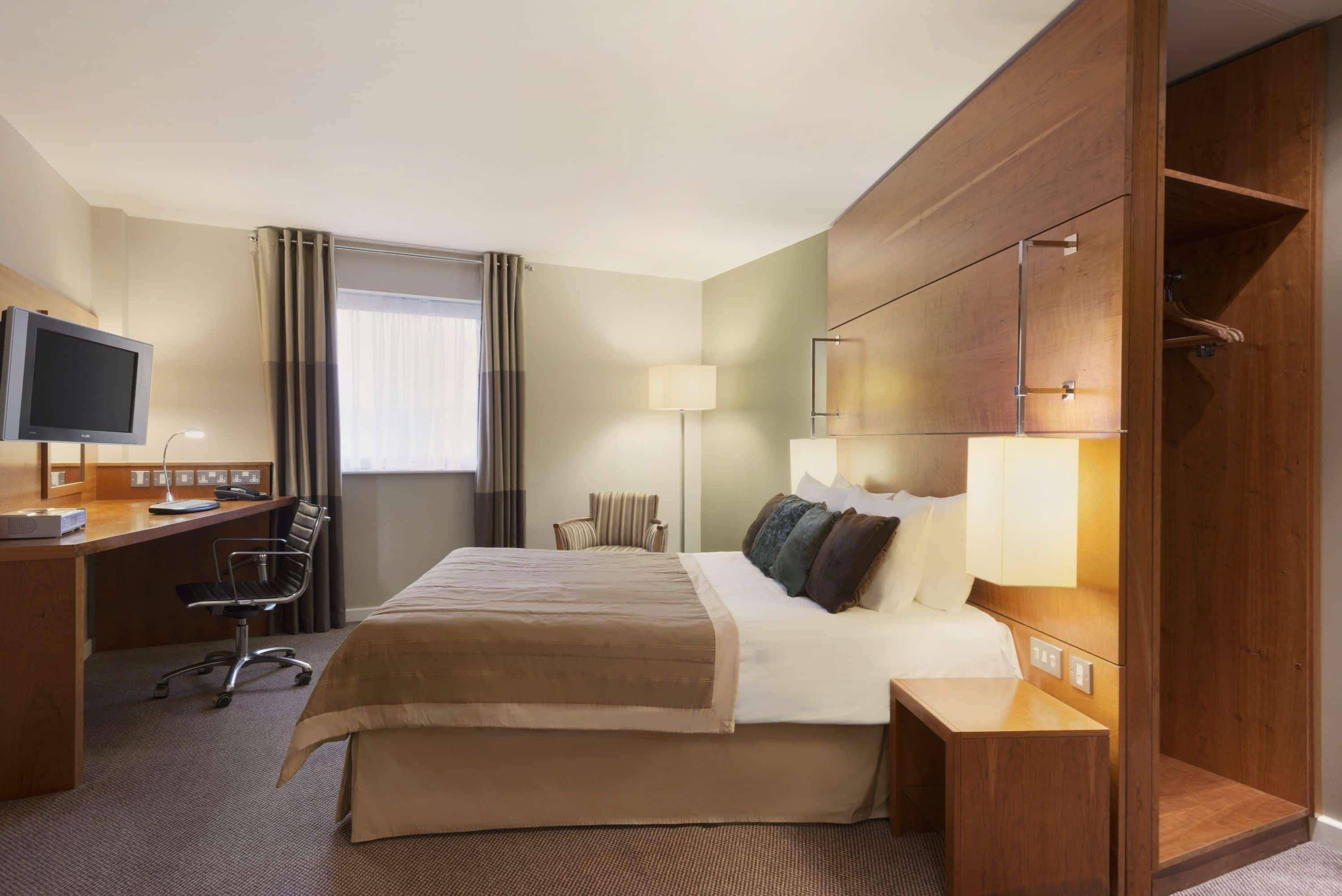 Hotel Ramada Plaza Wrexham Exterior foto