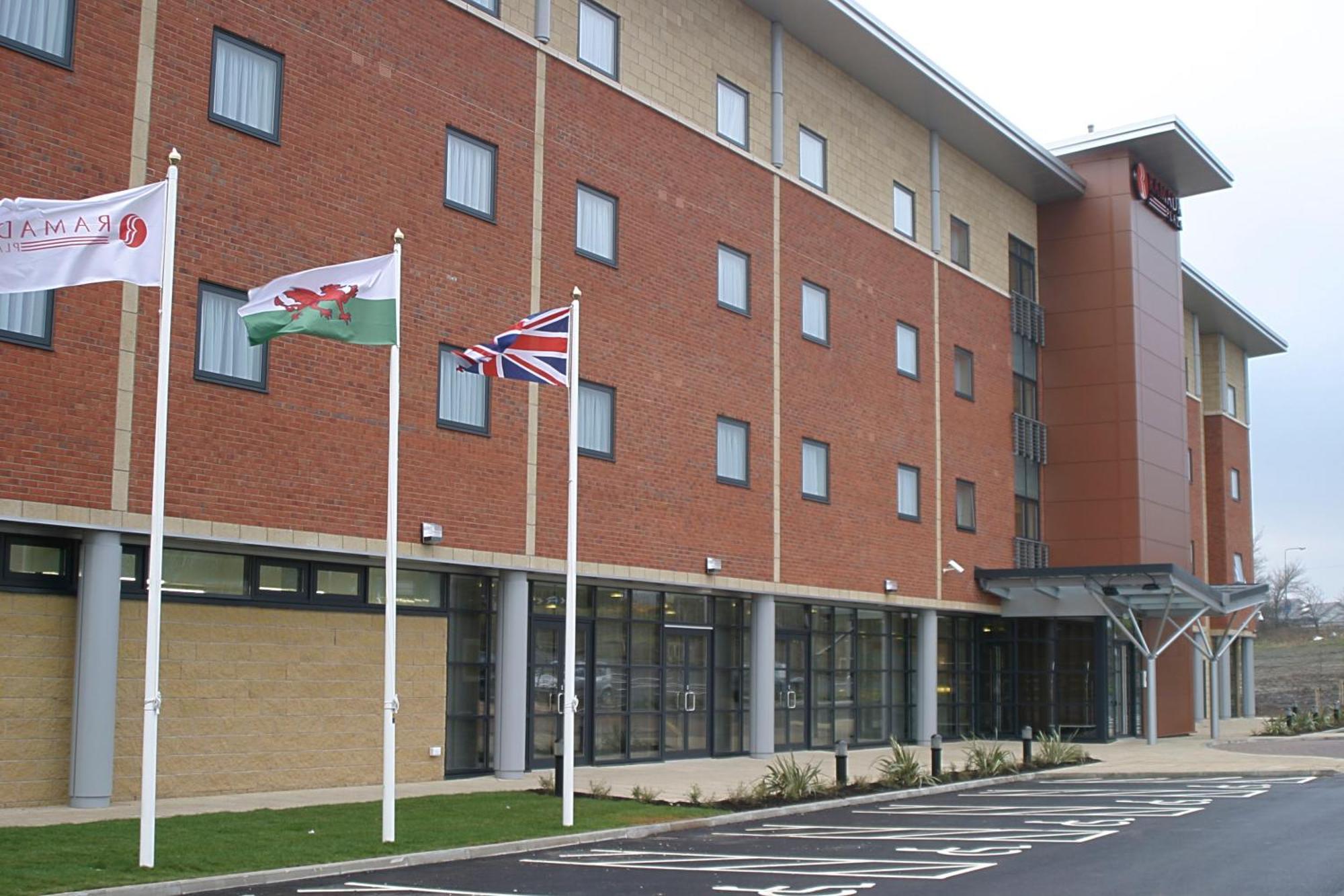 Hotel Ramada Plaza Wrexham Exterior foto